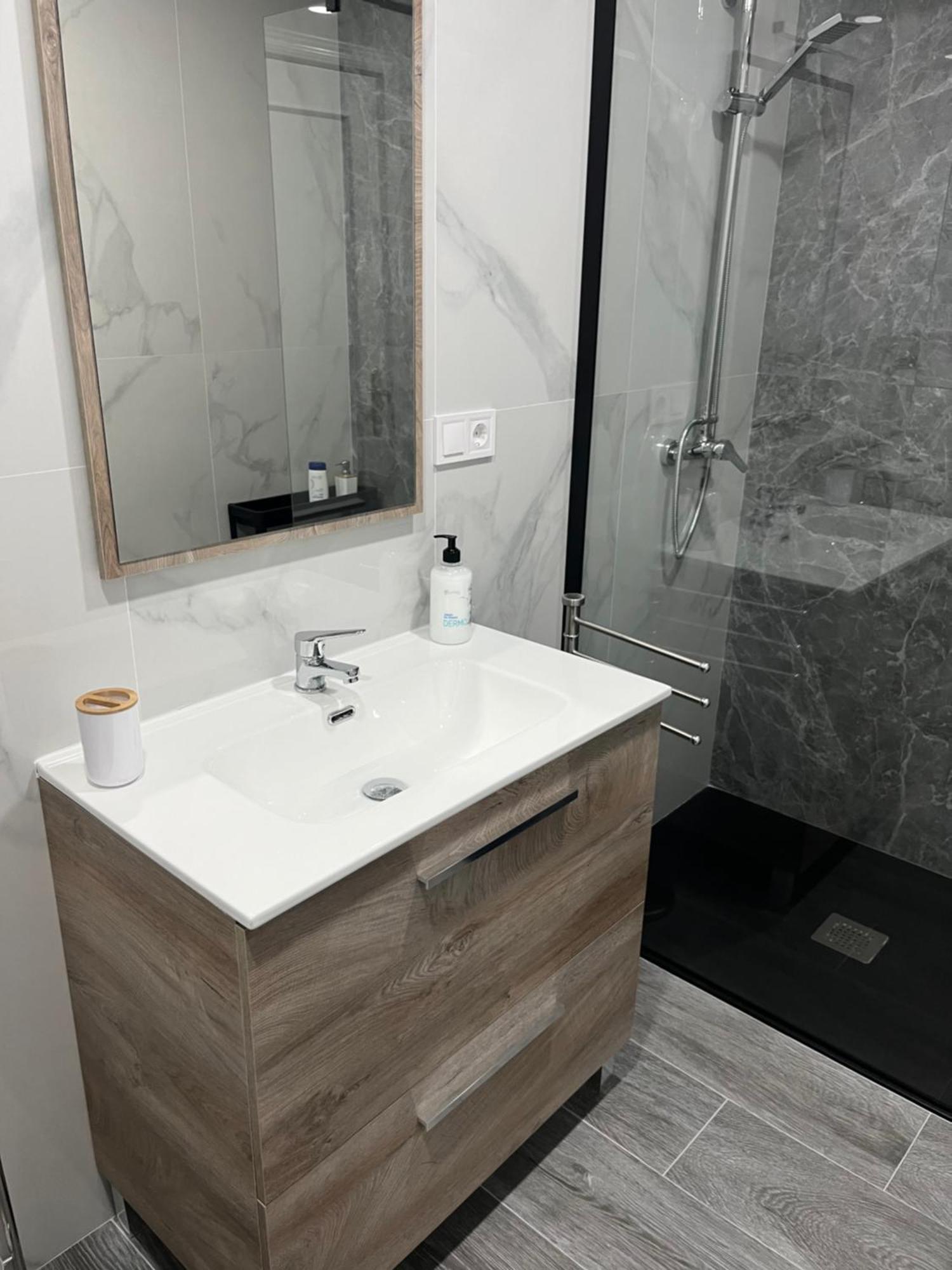 Apartasoles Valladolid Luaran gambar